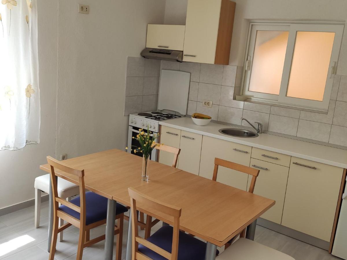 Apartment Iv&An Макарска Екстериор снимка